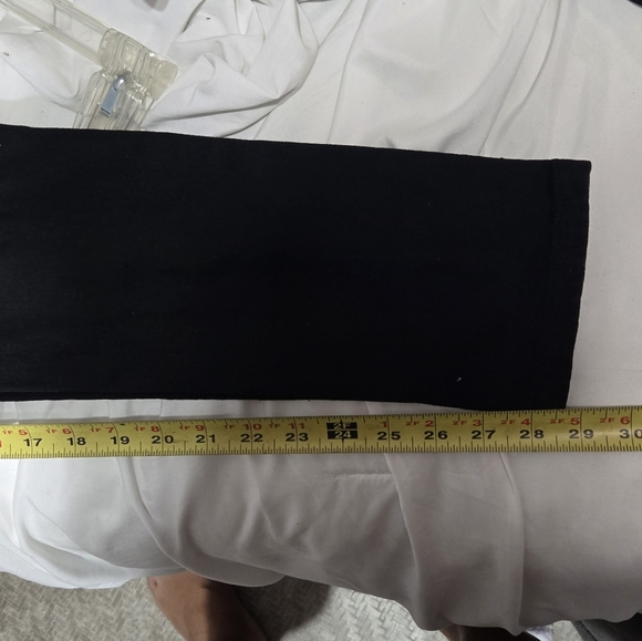 Unbranded Men's Black Distressed Jeans with Green Accents Sz 30 - Picture 7 of 10